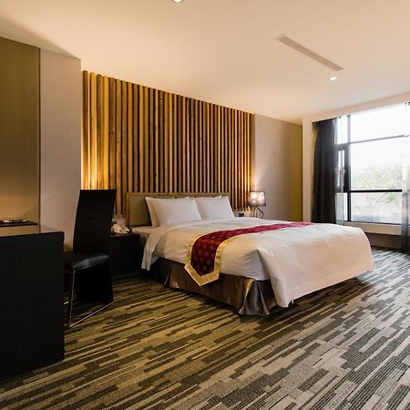 Chiayi Oriental Pearl International Hotel Fanlu Luaran gambar