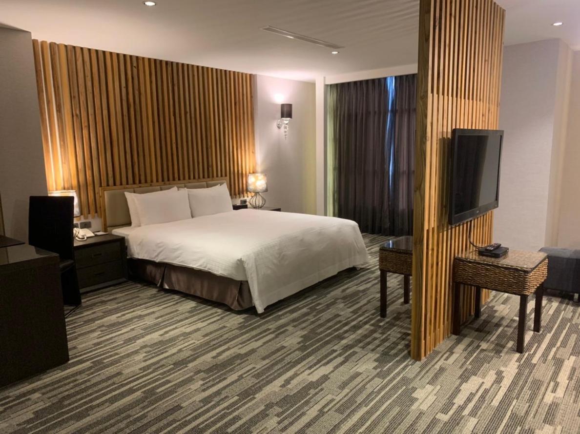 Chiayi Oriental Pearl International Hotel Fanlu Luaran gambar