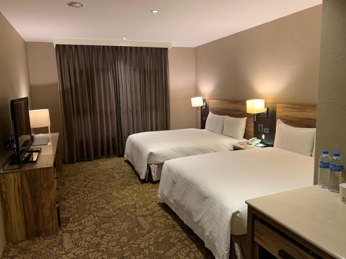 Chiayi Oriental Pearl International Hotel Fanlu Luaran gambar