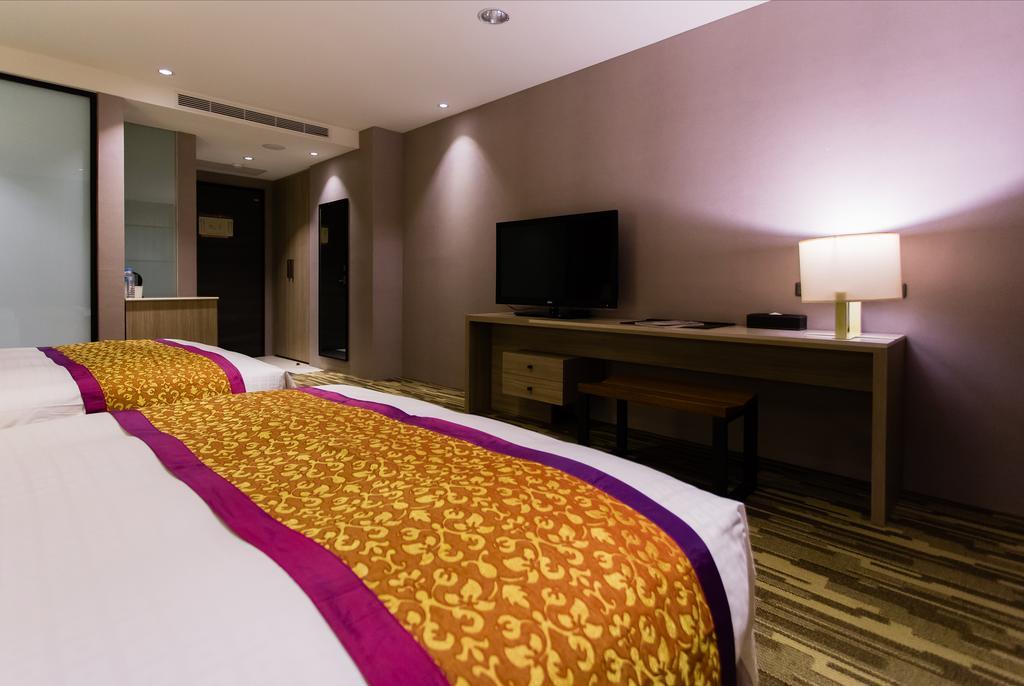 Chiayi Oriental Pearl International Hotel Fanlu Bilik gambar