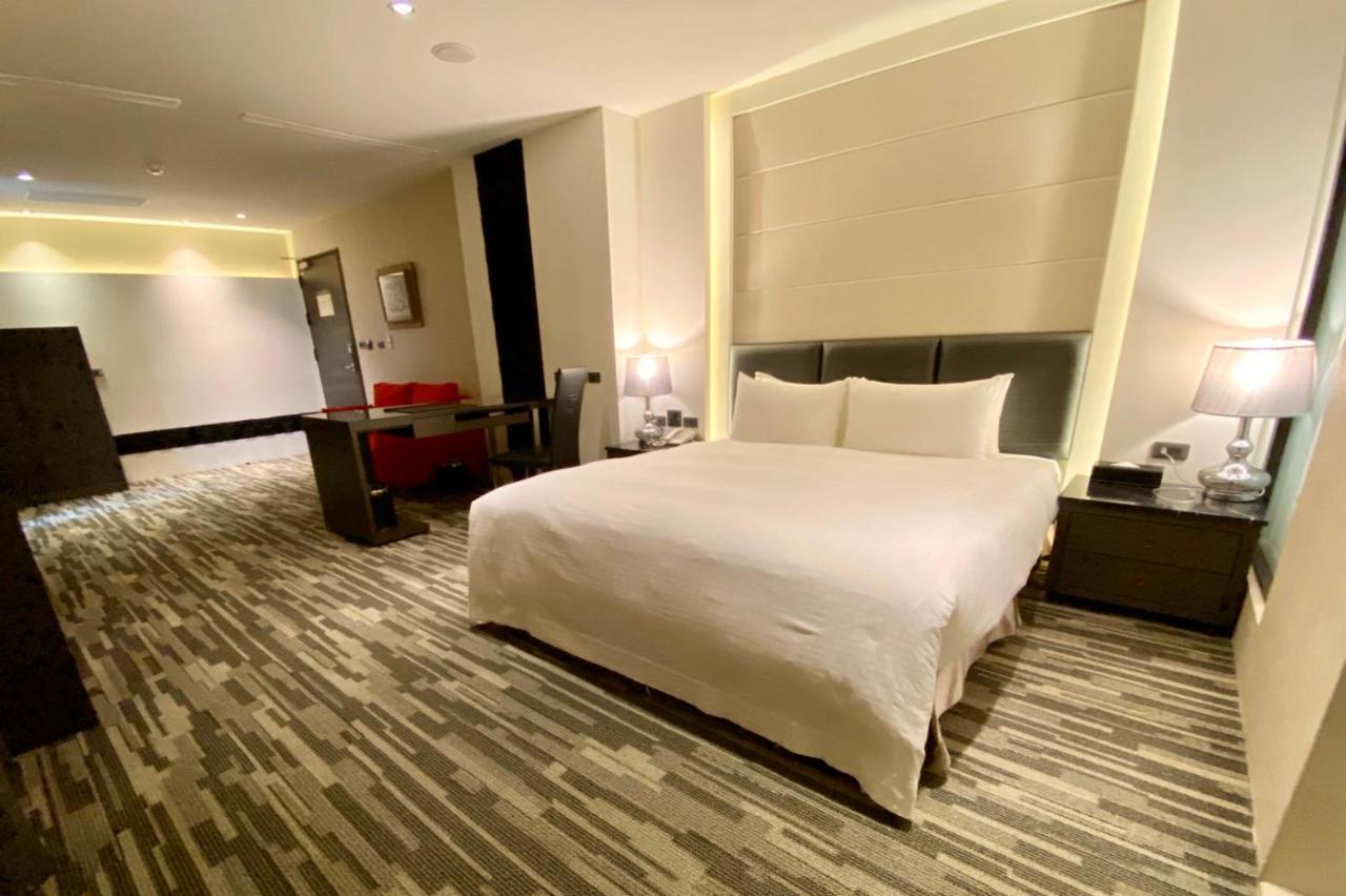 Chiayi Oriental Pearl International Hotel Fanlu Luaran gambar